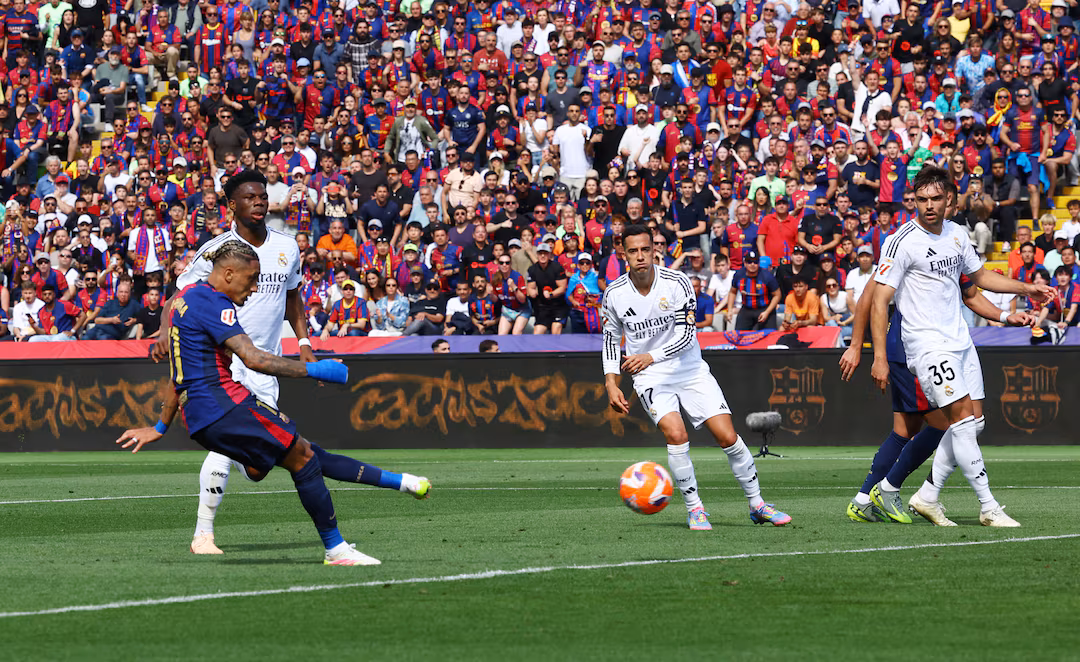 Barcelona Beat Real Madrid in Title Boost