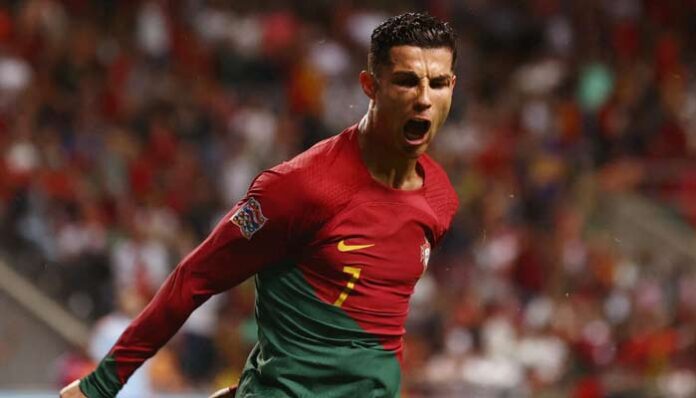 Ronaldo Urged to Unite Portugal Team