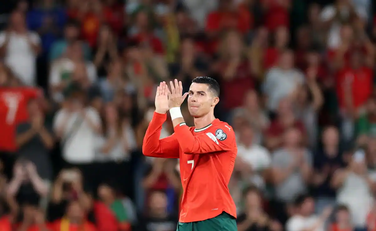 Cristiano Ronaldo Braces For Aviva Booing