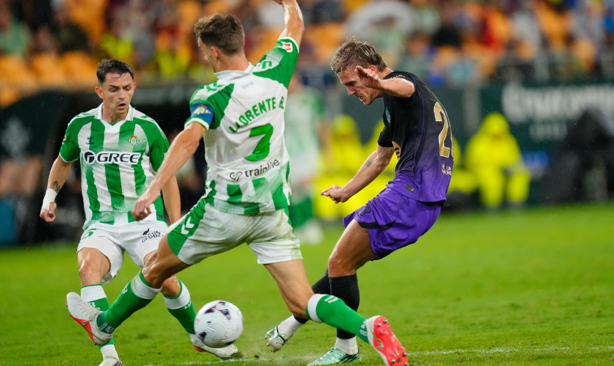 Barcelona Thrash Betis To Extend Winning Run